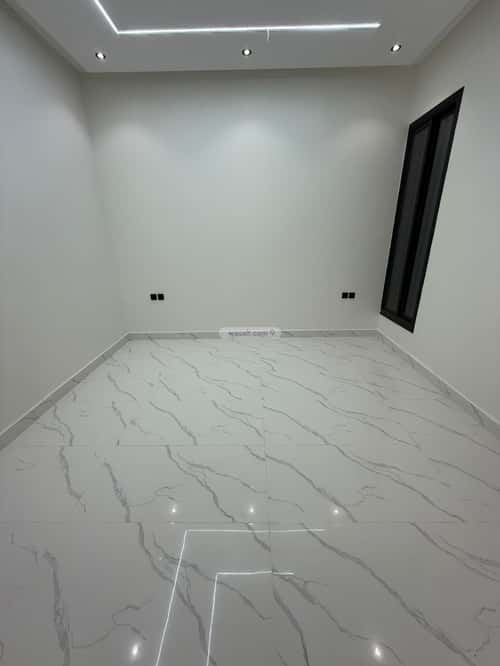 5 bedroom floor in Al Janadriyah 6