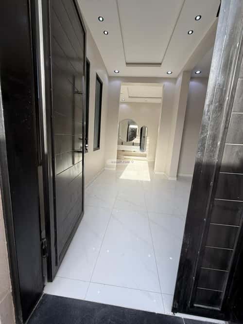 9 bedroom villa in Al Janadriyah 9