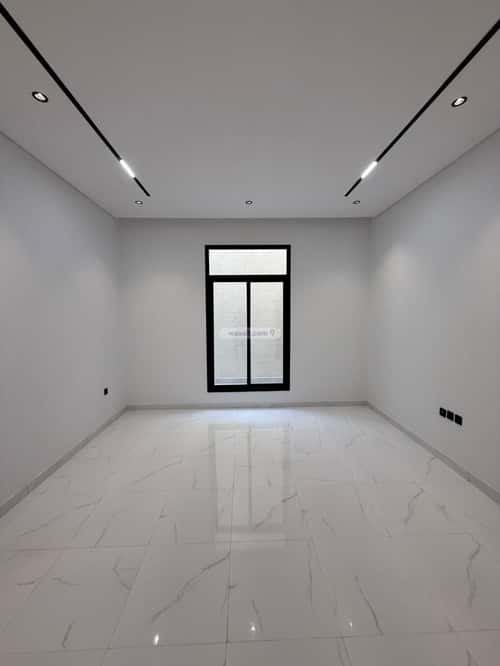 5 bedroom floor in Al Janadriyah 10