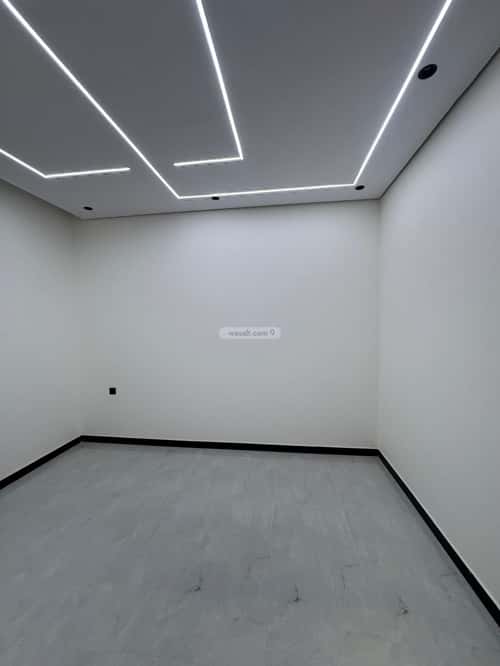 شقة 5 غرف في الندوة، الرياض 8