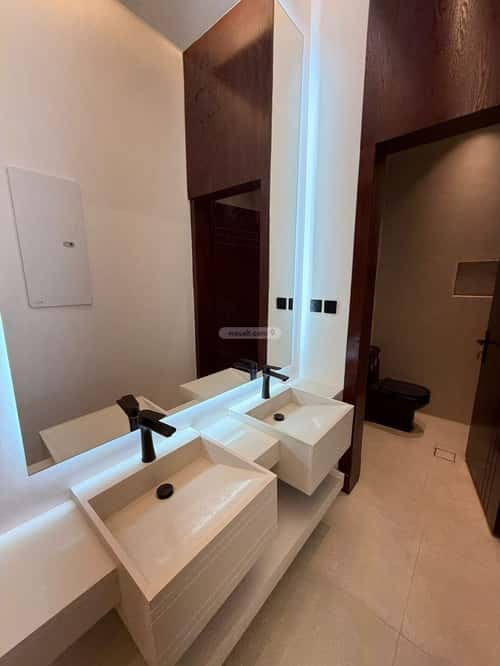 5 bedroom apartment in Al Rimal 2