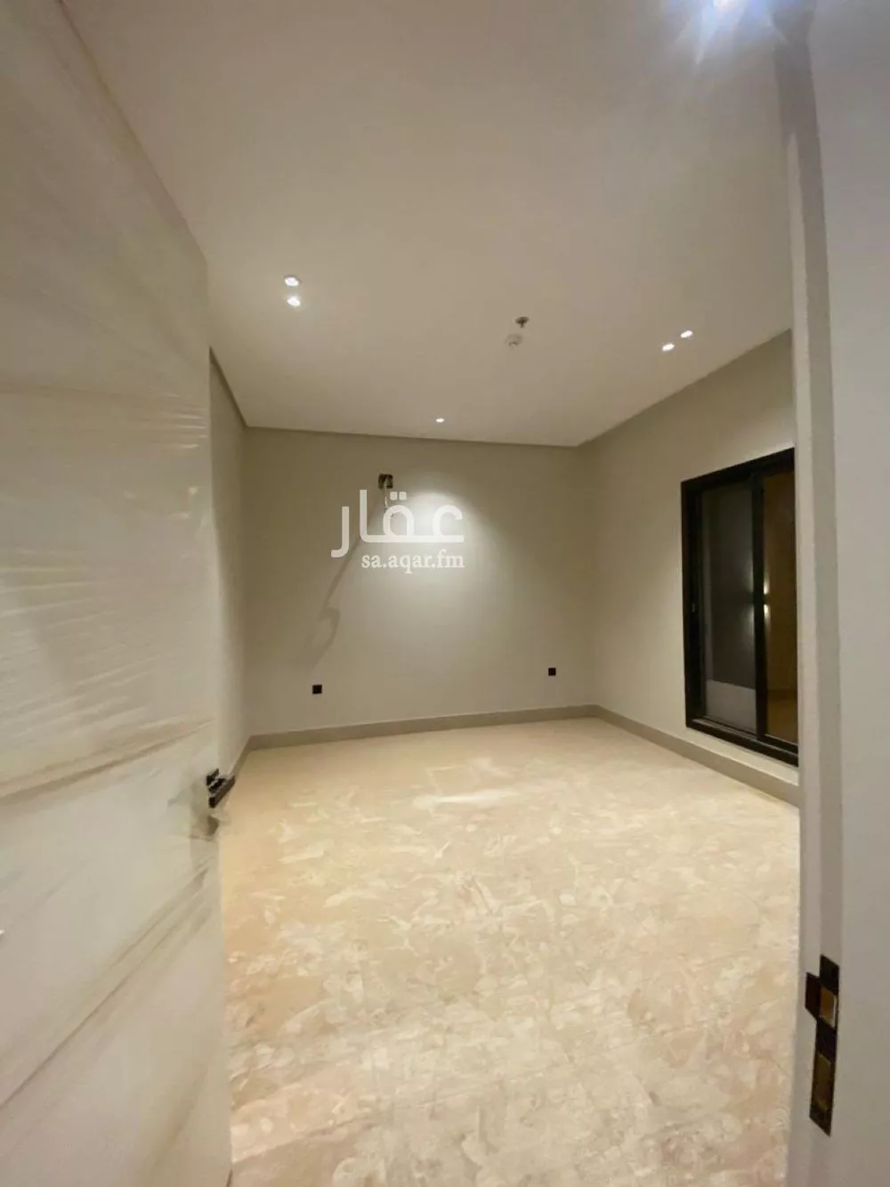 3 bedroom apartment in Al Rimal 6