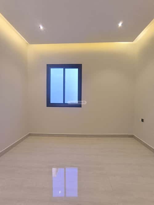 5 bedroom villa in Al Janadriyah 18