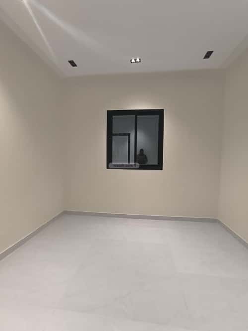 5 bedroom villa in Al Janadriyah 4