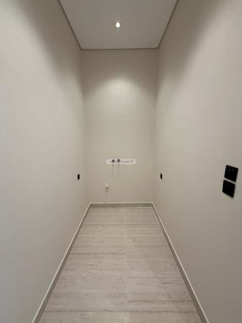 8 bedroom villa in Al Janadriyah 5