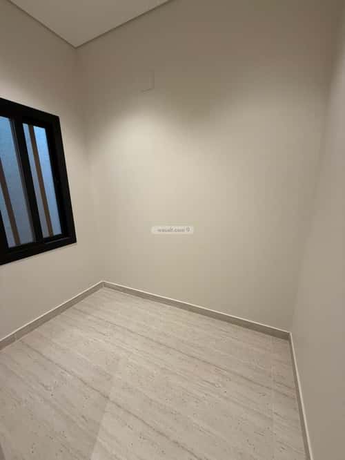 8 bedroom villa in Al Janadriyah 13