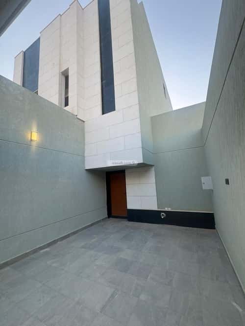 5 bedroom apartment in Al Janadriyah 13