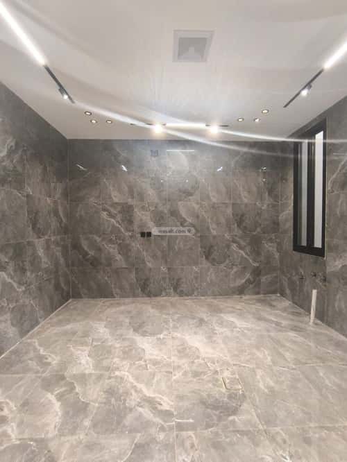 5 bedroom floor in Al Janadriyah 7