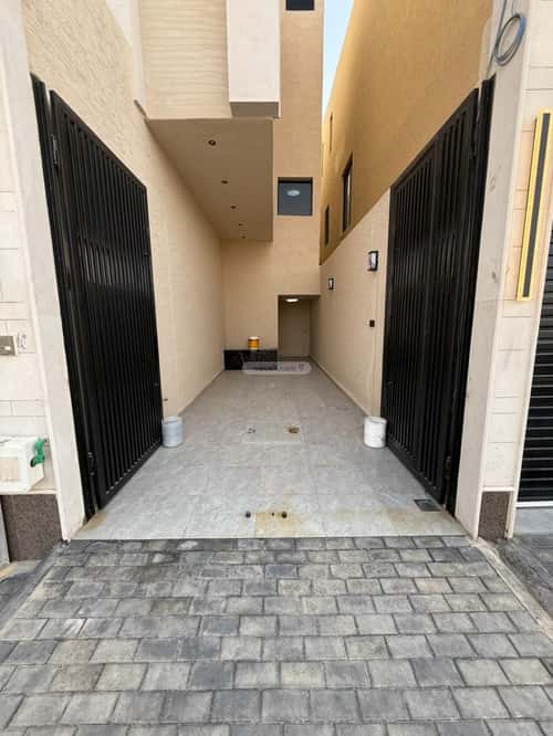 شقة 6 غرف في الندوة، الرياض 7