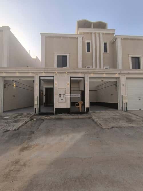 5 bedroom floor in Al Janadriyah 3