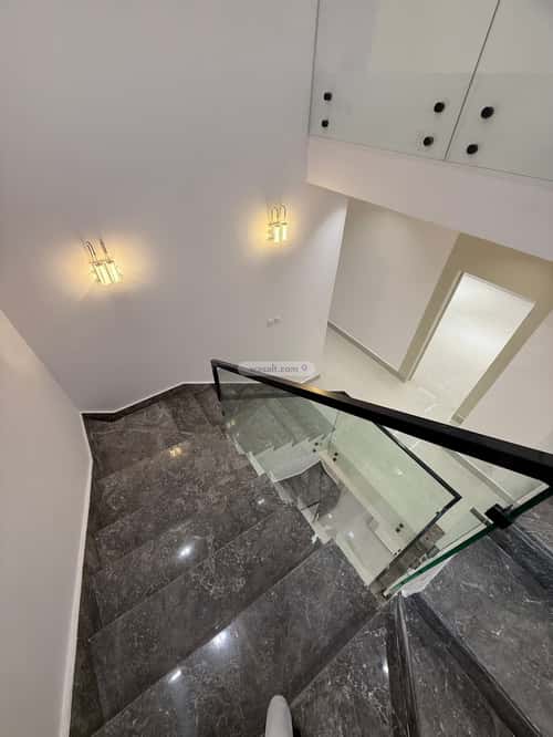 7 bedroom villa in Al Maizilah 16