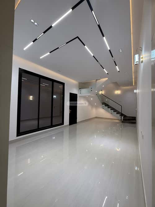 7 bedroom villa in Al Maizilah 15