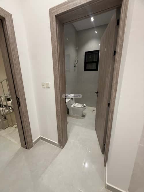6 bedroom villa in Al Maizilah 9