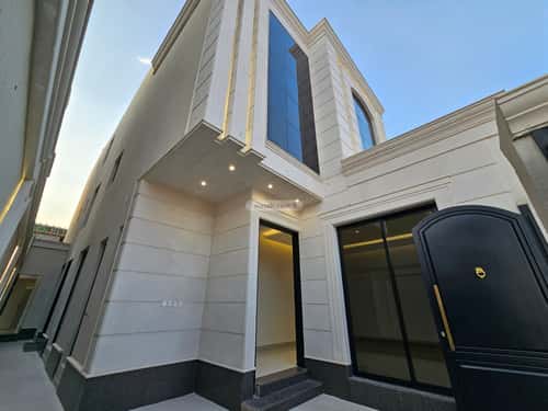 4 bedroom floor in Al Maizilah 5