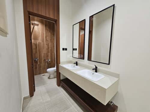 4 bedroom floor in Al Bayan 2