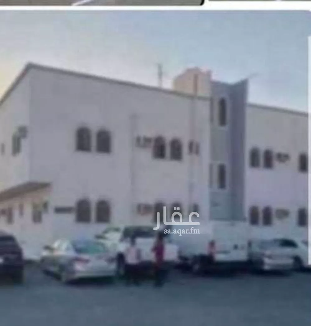 3 bedroom apartment in Al Khaleej 9