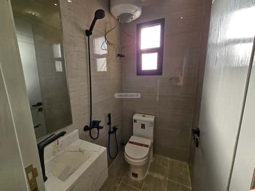 فيلا 4 غرف في الجنادرية 1