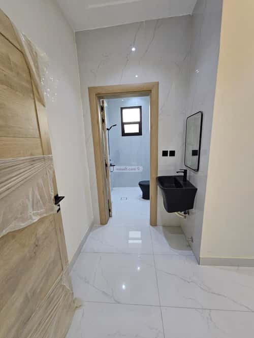 4 bedroom floor in Dhahrat Al Badiah 4