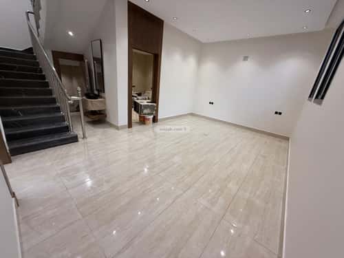5 bedroom villa in Al Rimal 10