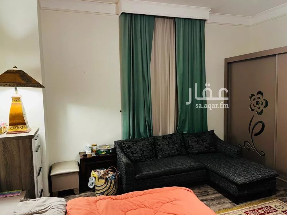 4 bedroom apartment in King Abdullah 7