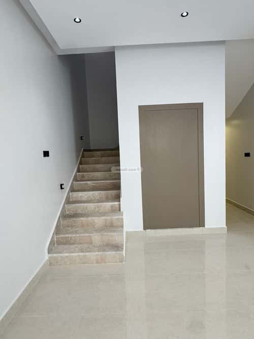 6 bedroom villa in Al Khaleej 1