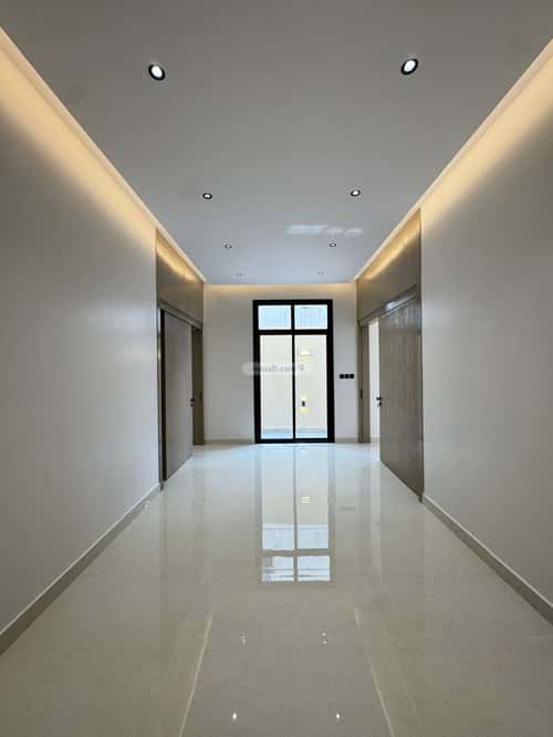 6 bedroom villa in Al Khaleej 5