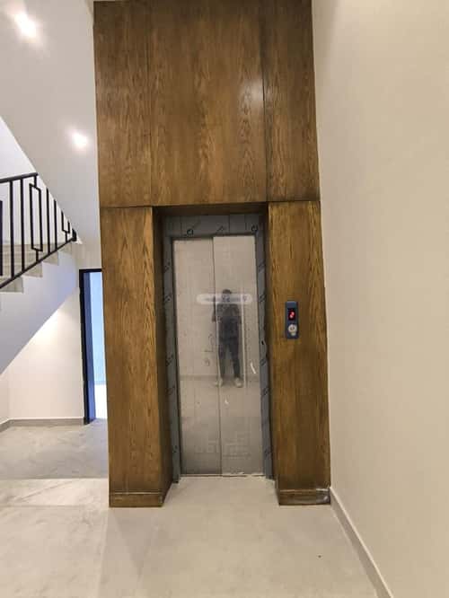 5 bedroom floor in Al Maizilah 8