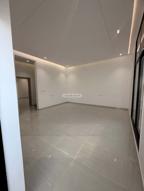 5 bedroom floor in Al Janadriyah 9