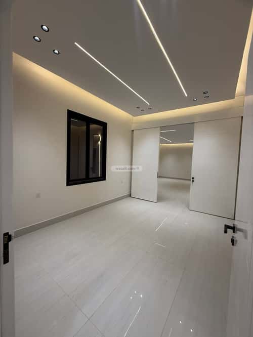 5 bedroom floor in Al Janadriyah 4
