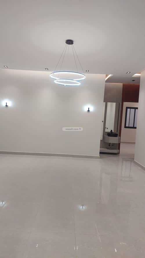 5 bedroom floor in Tuwaiq 4