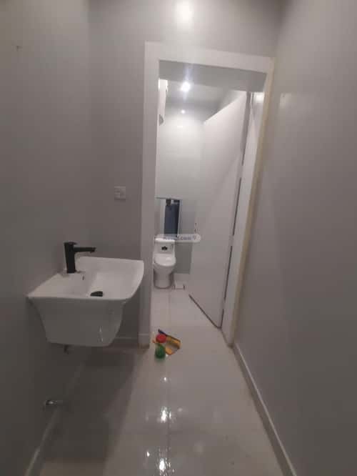 4 bedroom apartment in Al Hazm 10