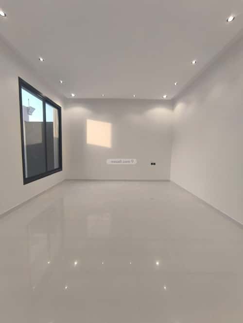 6 bedroom villa in Al Janadriyah 2