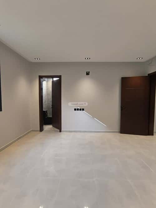 5 bedroom apartment in Al Janadriyah 9
