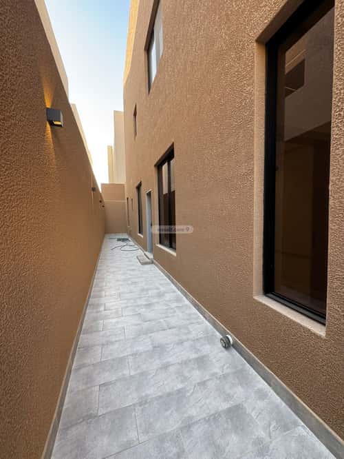 4 bedroom floor in Al Khaleej 16
