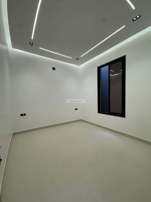 4 bedroom floor in Al Khaleej 11