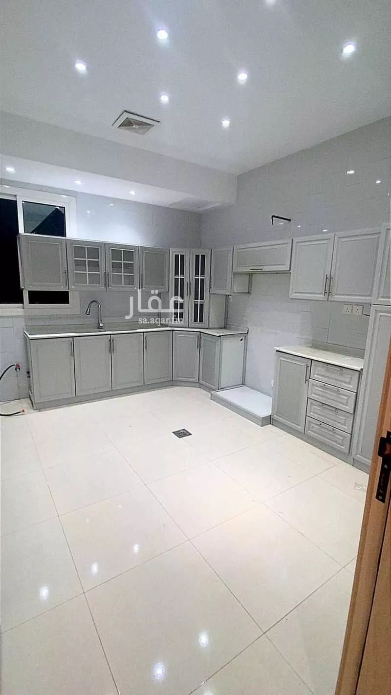3 bedroom apartment in Al Furusiyah 4