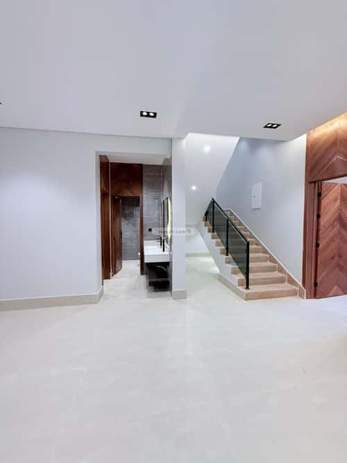 6 bedroom villa in Okaz 1