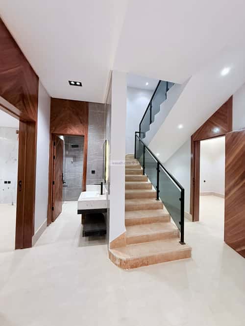 6 bedroom villa in Okaz 5