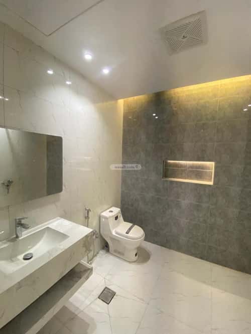 5 bedroom floor in Okaz 4