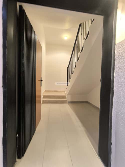 4 bedroom floor in Dahiat Namar 7