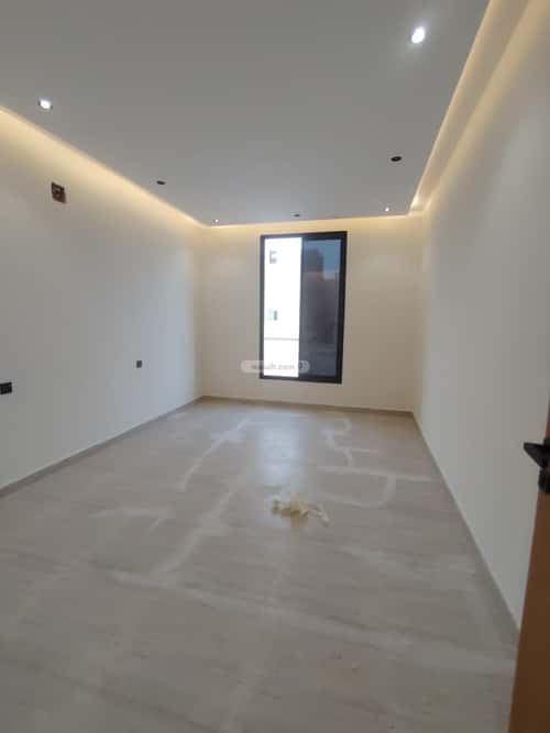 5 bedroom villa in Okaz 2