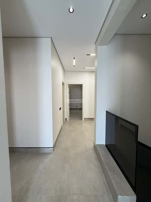 5 bedroom apartment in Al Rimal 8
