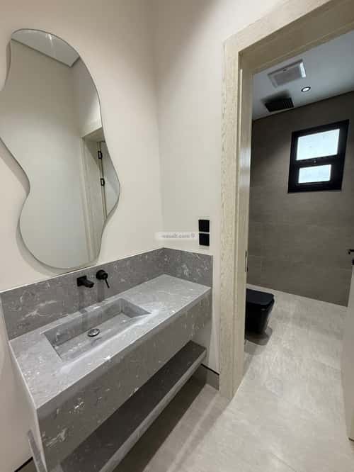 5 bedroom apartment in Al Rimal 4
