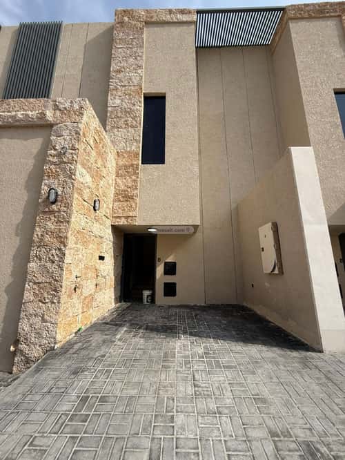 5 bedroom apartment in Al Rimal 2