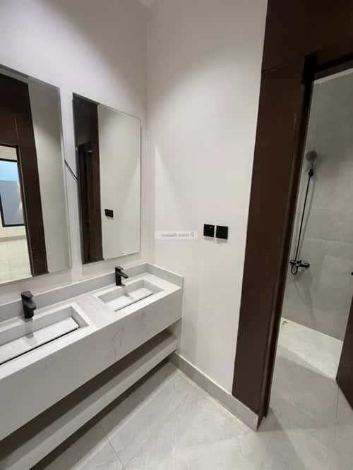 شقة 6 غرف في الندوة، الرياض 13