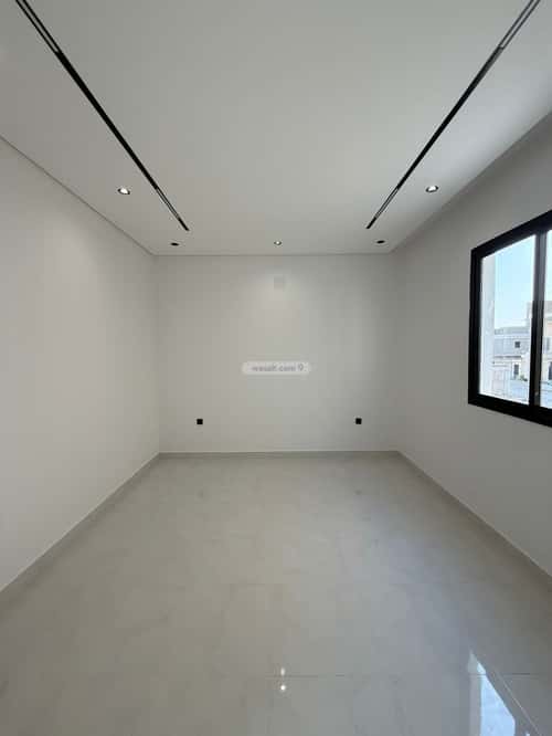 5 bedroom floor in Al Janadriyah 2