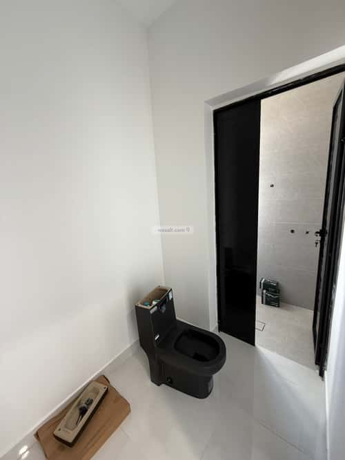 5 bedroom floor in Al Janadriyah 5