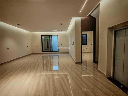 5 bedroom villa in Al Rimal 1