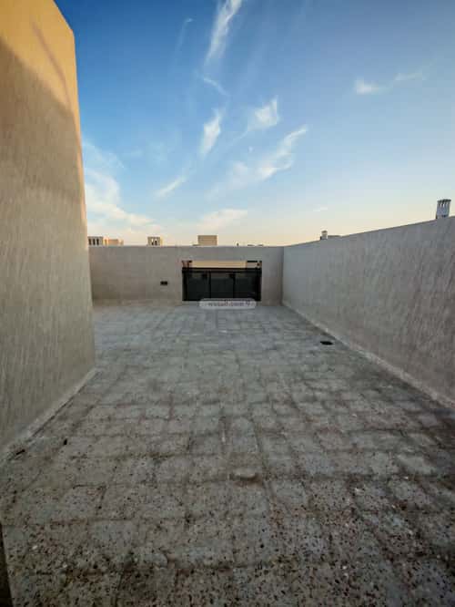 5 bedroom villa in Al Rimal 3