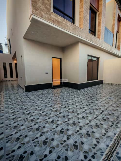 5 bedroom villa in Al Rimal 5